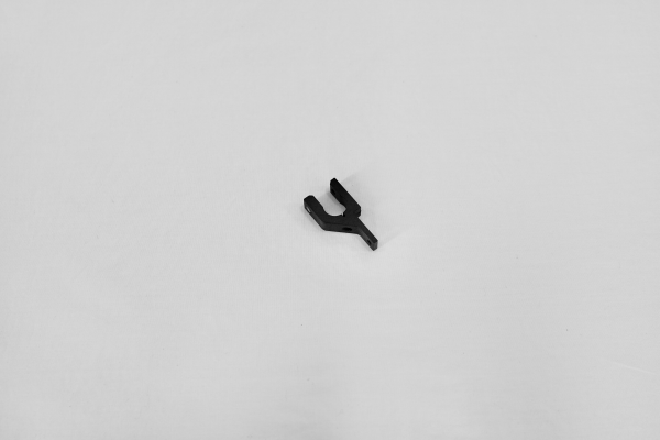 Mounting rail clip